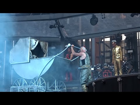 Rammstein - Puppe Olympiastadion Berlin (first row)