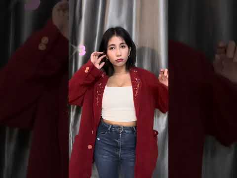 Musim ini, jangan lewatkan koleksi knit dan cardigan lucu yang unik! Setiap potongannya dalam kondisi excellent, siap ja...