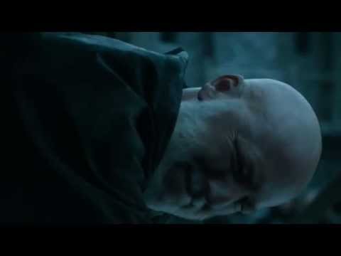 Game of Thrones 5x3 - Jon Snow beheads Janos Slynt