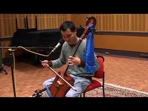 Waltzing Matilda: Mongolian throat singer Bukhchuluun Ganburged