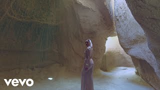 Aleyna Kalaycıoğlu - Issız Duvarlar