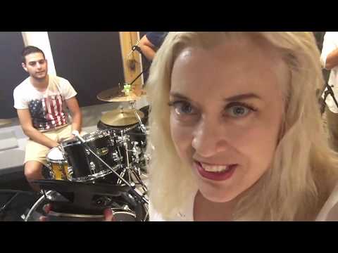 Sub Kick Solution at Soundroom in Sardinia with Sylvia