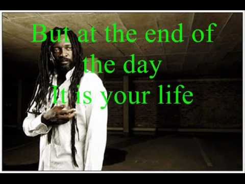 Lucky Dube Good Things (with lyrics)