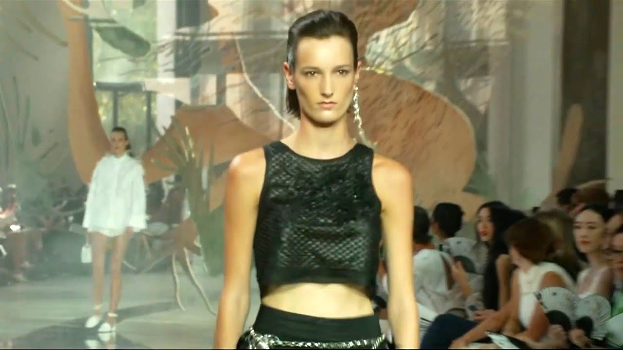 Shiatzy Chen | Spring Summer 2024 | Fashion Show | Paris Fashion Week