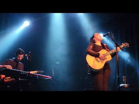 Carla Morrison 'Tragos de amargo licor' Live @lestroisbaudets_ Paris, France 16 sept 2023