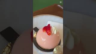 北米のパリ・モントリオールに佇む、まるで絵本のようなケーキ屋さん【Pâtisserie Amairo】✨扉を開けた瞬間、甘く上品な香りに包まれ、まるで魔法の世界へ。 #montreal