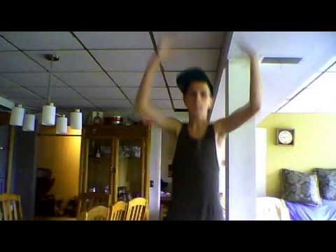 travis white dances to 2ne1 iam the best