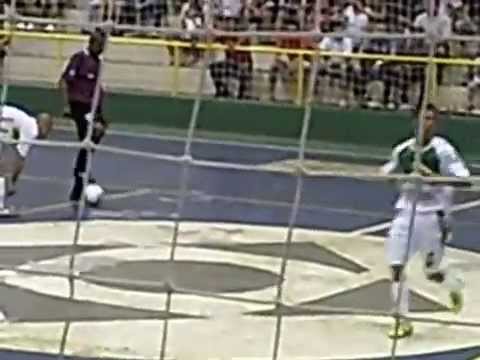 São Lucas Futsal 03 x 00 São José dos Pinhais - Ginásio Lacerda Braga 20/04/11 - 1º tempo - Parte 1ª