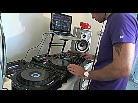 Deep Tech-Tech House-T3 Podcast Sept 2012-djCO3S