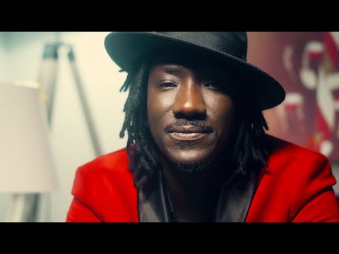 MAO SIDIBÉ - Love again (clip officiel)