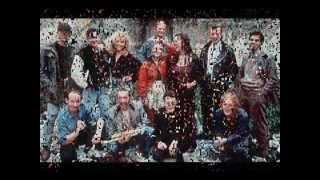 The Commitments-Hard to Handle