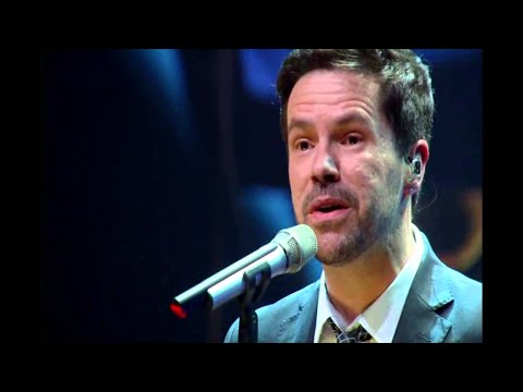 Pedro Mariano & Orquestra - Um Pouco Mais Perto (Ana Carolina/Chiara Civello/Edu Krieger)