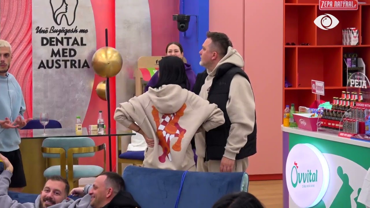 Juli i jep dënimin Romeos: Do rrish i përqafuar me…