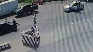 В Одесской области водитель BMW, находившийся в розыске, сбил пограничника во время попытки побега (видео)