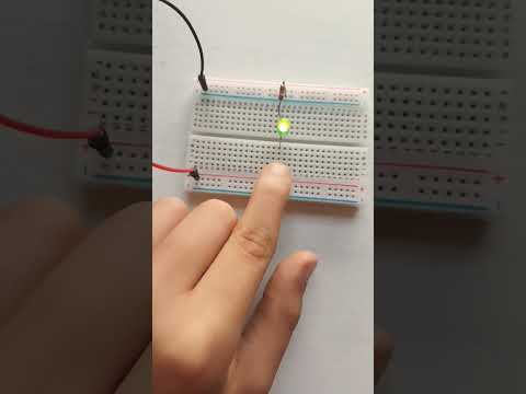 Circuito con LED y pulsador. ?