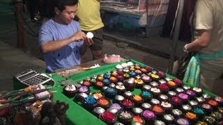 preview picture of video 'Thailand - Chiang Mai - Night Market'