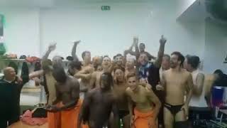 la-squadra-esulta-per-la-vittoria-ad-avellino