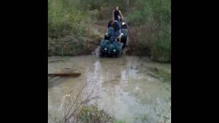 preview picture of video '350 honda rancher and 400 yamaha big bear cross deep creek'
