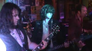 Video Salvation - "Wild Boy" (Live at the Mariatchi Bar)