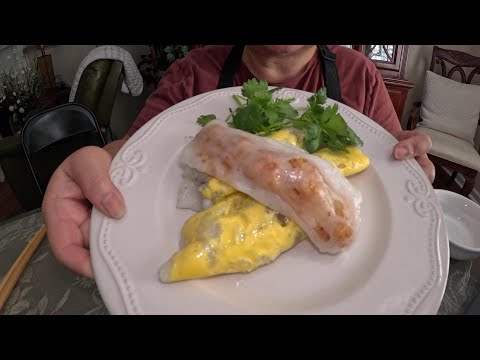 Steam Rice rolls w/shrimps, eggs & pork. Easy & quick to make.