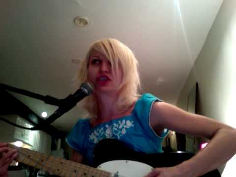 Jennie Vicious covers PULP's "Common People"