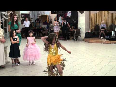 Shakira Moldovei - Ruxanda Covalschi