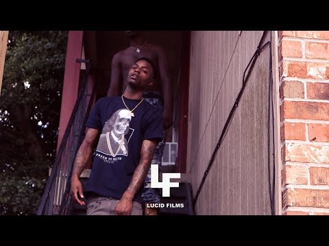 Deestacks - Move around (Music Video)