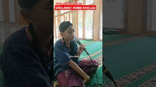 Download lagu Viral! Pujian Sebelum Sholat Sholawat Robbi Kholaq mp3