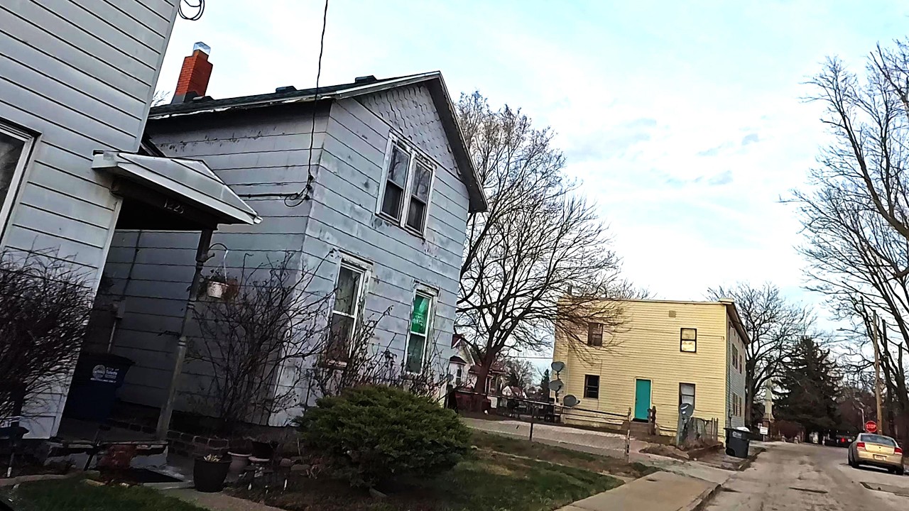 INSIDE TOLEDO'S MOST POVERTY STRICKEN HOODS
