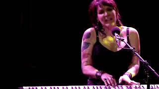 Beth Hart - L. A. Song (Out Of This Town) @ Paradiso, Amsterdam, NL - 29 November 2013