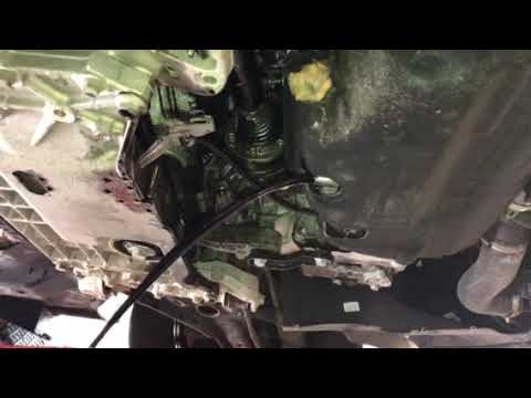 Omg GOLF wurde mit Diesel vollgetankt ( leider in den Öleinfüllstuzen)