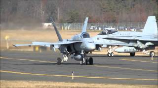 preview picture of video 'F/A-18C Hornets | VFA-131 Wildcats Visit Westfield-Barnes Regional Airport [KBAF]'