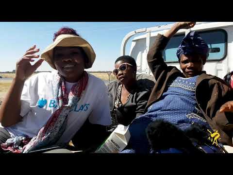 Behind the scenes at SanDance! Members of the Xuu-Khwe-|I San dance group leave for home