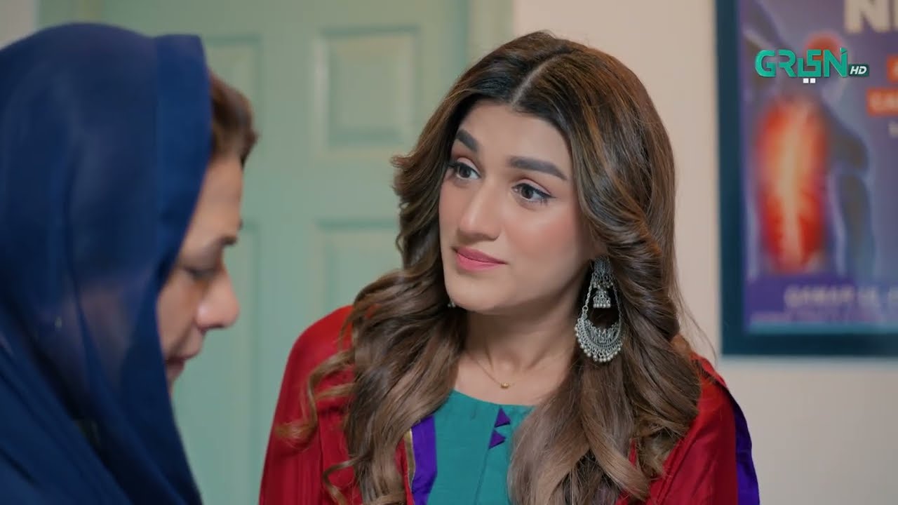 Shakal Achi Nahi Bat Tou Achi Kar Lo | Main Zameen Tu Aasmaan | Feroze Khan - Hiba Bukhari |Green TV