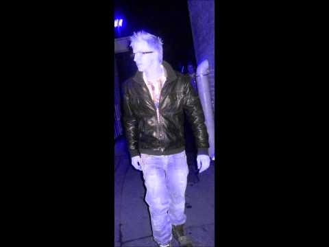 Zoe Badwi vs. Airscape - Freefallin Sosei ( Chris Gordan RMX)