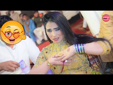 MEHAK MALIK - STAGE PERFORMANCE | JHANJAR DI PAWAN CHANKAR NOOR JEHAN PUNJABI SONG - SMB