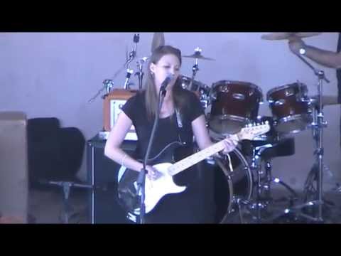 Agyness B. Marry - Break up Breakdown @ Cieszanów Rock Festiwal 2014 Poland