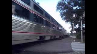 preview picture of video 'Amtrak Train The Silver Star Wild Horn Blowing'