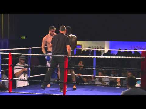 95kg Tournament Quarter Final 4 Vickers v Mwamba.  Stand and Bang Heavy Hitters, 9th August 2014