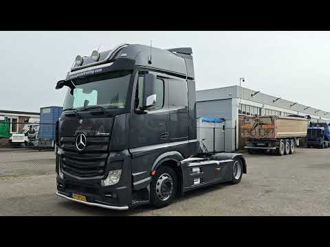 Mercedes-Benz Actros video nahled