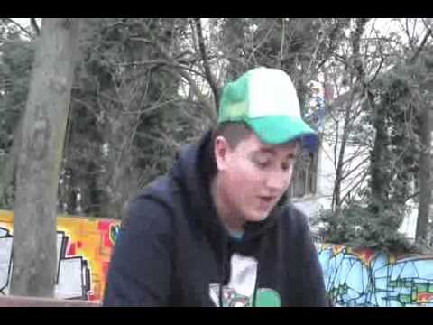 ZeKKo-Es Tut MiR LeiD MamA -OFFiciAl ViDeoClip