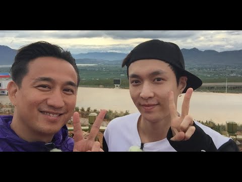Lay responds to his fans' interaction with Chinese actor Huang Lei