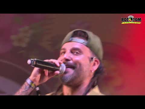 Green Valley & Macaco - Caminando (Live ROTOTOM SUNSPLASH 2019)