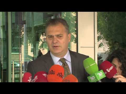 Blushi kërkon “kutitë”, Ruçi: Referendumi, histori e mbyllur - Top Channel Albania - News - Lajme