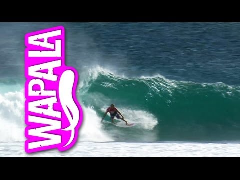 Surf Kelly Slater in the barrel at Fiji Pro 2013