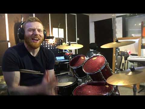 One Minute Drum Lesson - Drumming In Stereo!