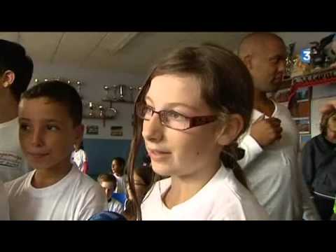 Poitiers(86): Yannick Noah à la rencontre des enfants