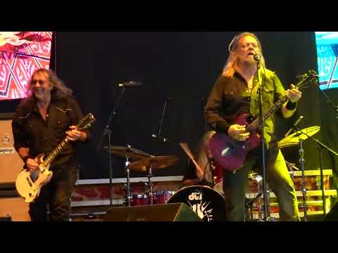 Corrosion of Conformity Live 2025 🡆 Bottom Feeder⬘King of Rotten⬘Seven Days 🡄 Oct 26 ⬘ The Woodlands