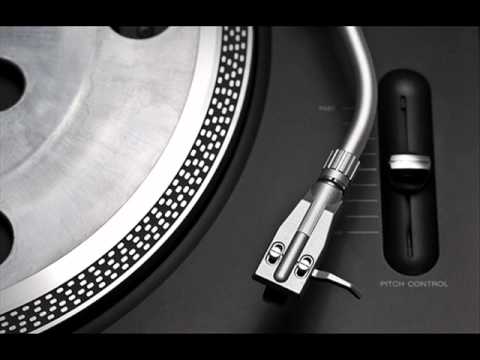 DJ RO - Tha rhythms 002 (Paul Darey Inaki Santos - Pepas /Original Mix)