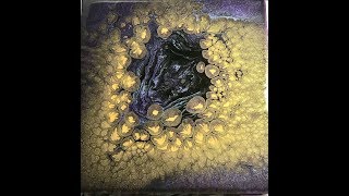 Metallic 24kt Gold Pearl Pour with a Spooky End Results - Golden Eyes and Bat Bubbles